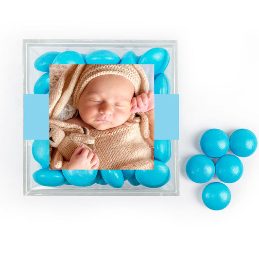 Personalized Boy Birth Announcement Hey's Here! JUST CANDY® favor cube with Just Candy Milk Chocolate Minis